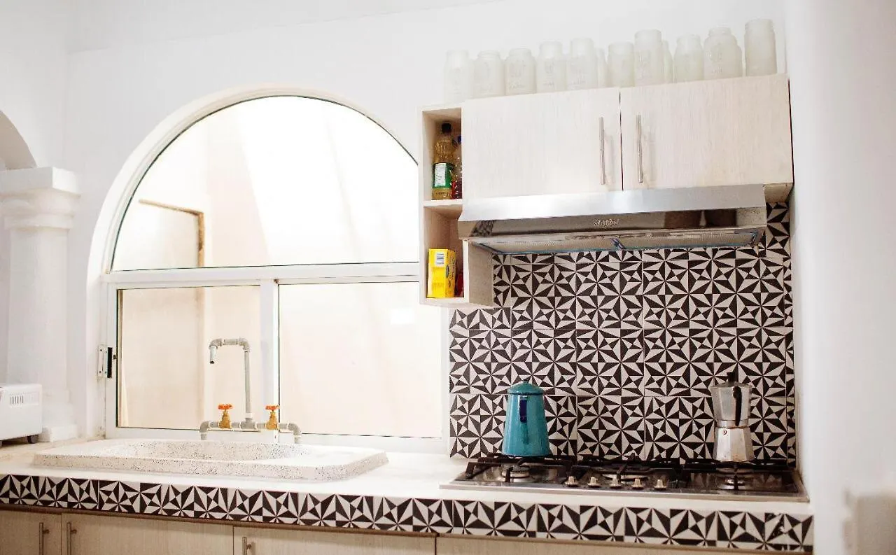 Hostels On The Road بلايا ديل كارمن