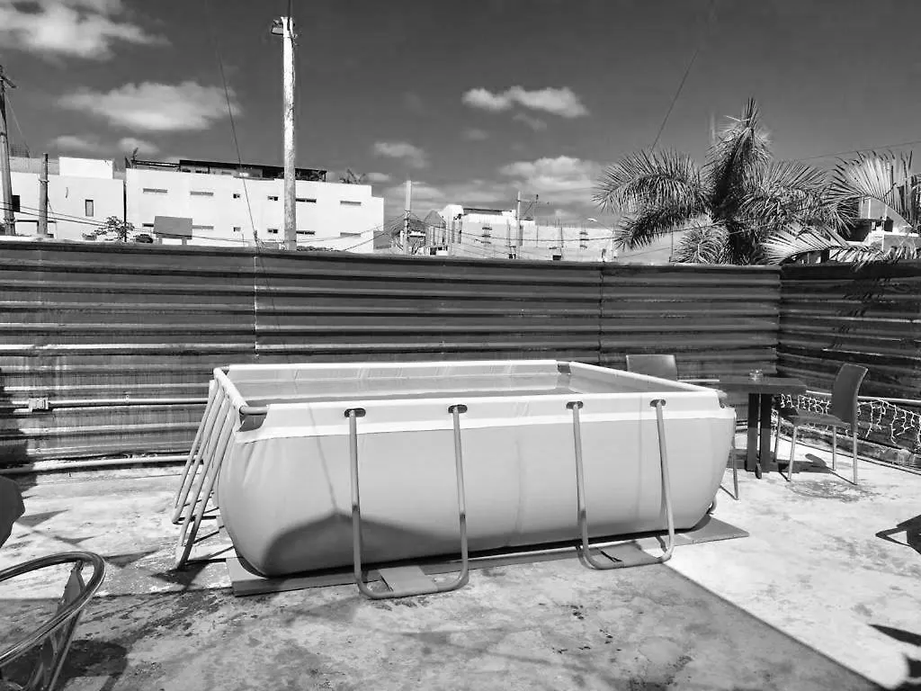 Hostels On The Road بلايا ديل كارمن 0*,  المكسيك